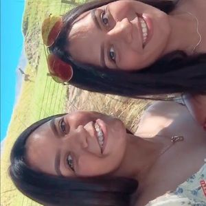 Meet your Posher, Alexia